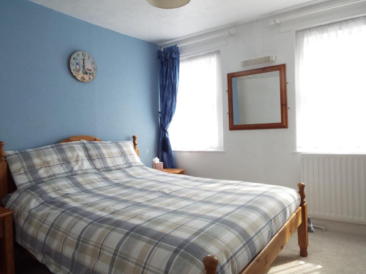 Corner House Guest House บิดีฟอร์ด ภายนอก รูปภาพ