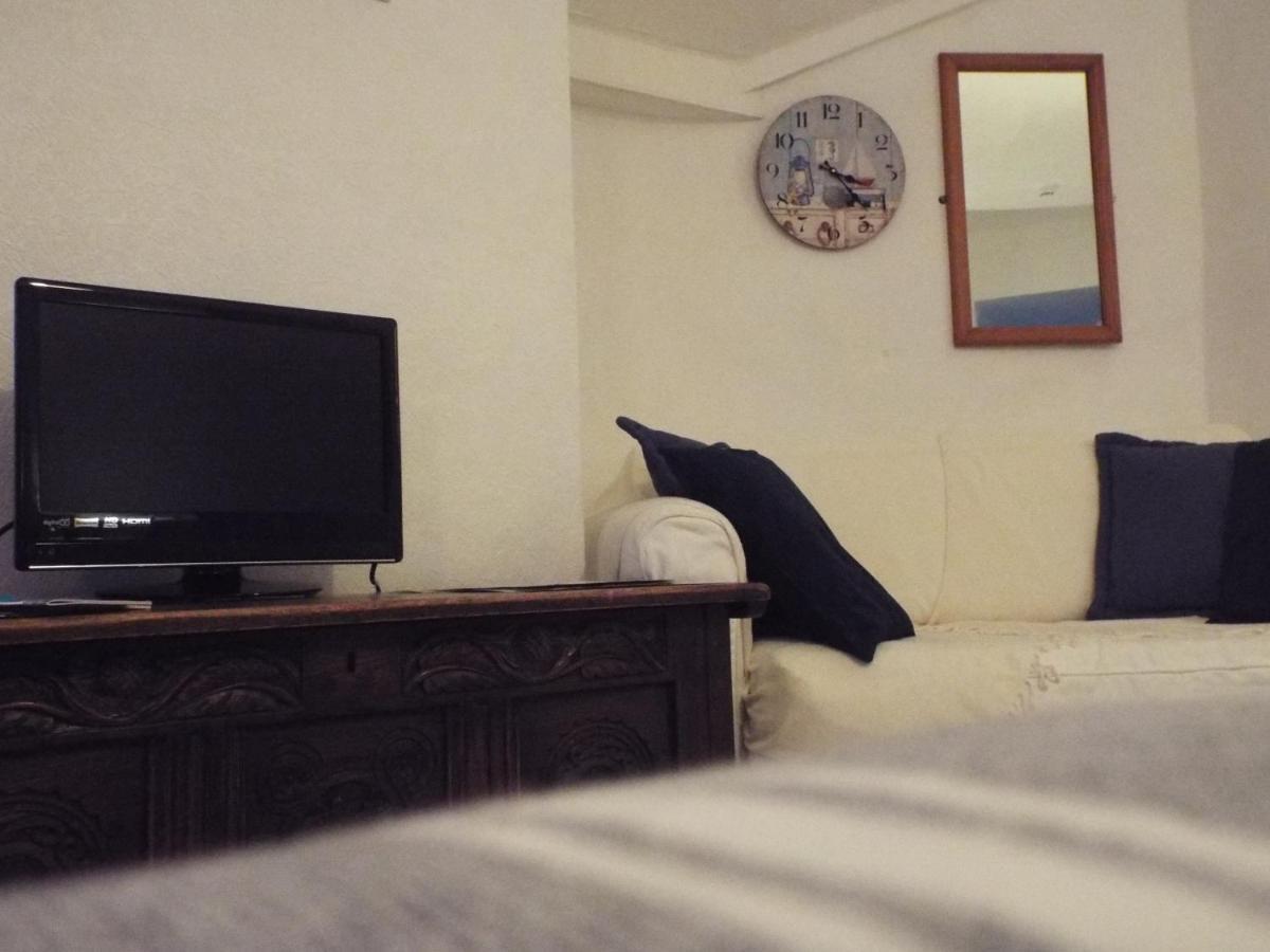Corner House Guest House บิดีฟอร์ด ภายนอก รูปภาพ